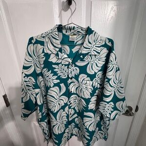 Green and White Casual Button Down Shirt with Floral Print